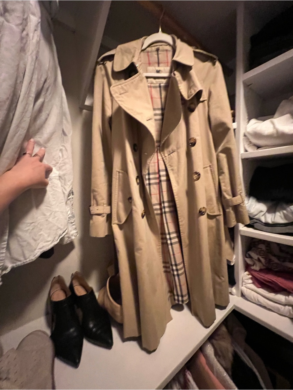 Burberry Khaki Trench Coat with Signature Check Lining - Picture 11 of 16